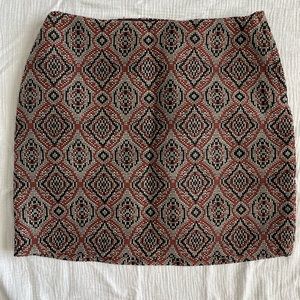 H&M textured skirt size 4